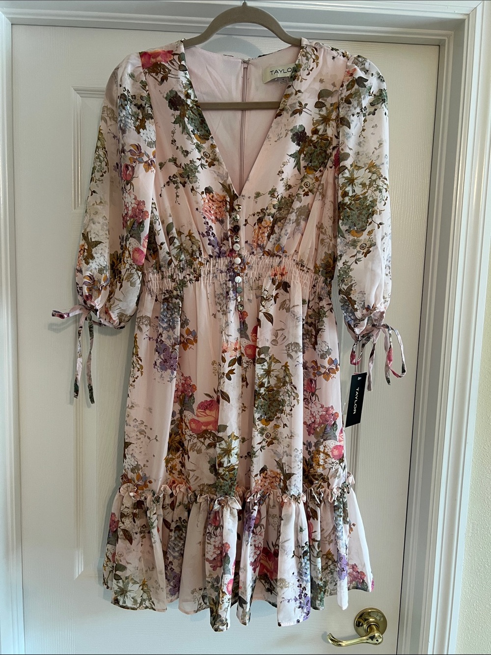 Taylor Pink Floral Mini Dress with Ruffle Detail - Size 4